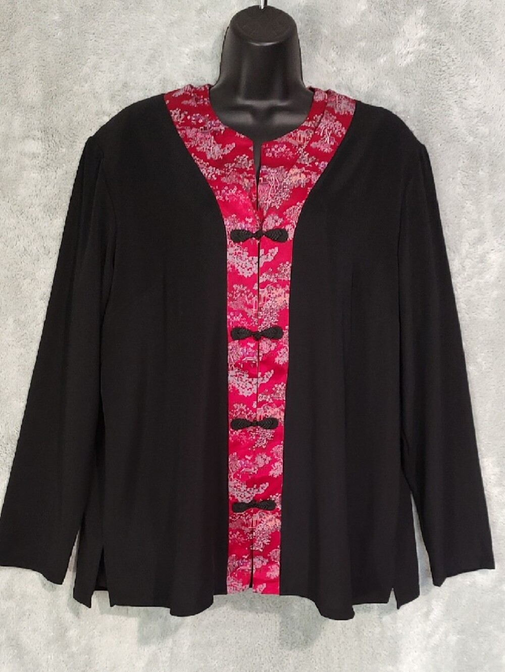Susan Graver Black Three-Piece Tunic Set with Red Floral Trim - Picture 5 of 16